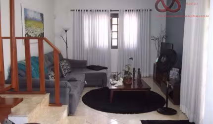 Casa para venda em Jardim Ermida Ii de 190.00m² com 3 Quartos, 3 Suites e 2 Garagens