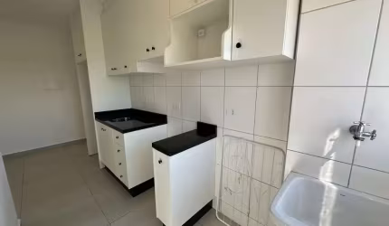 Apartamento para alugar em Costeira de 45.00m² com 2 Quartos e 1 Garagem