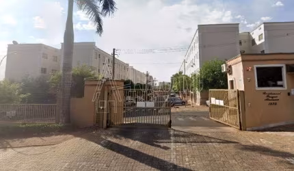 Apartamento para venda em Parque Laranjeiras de 45.00m² com 2 Quartos e 1 Garagem