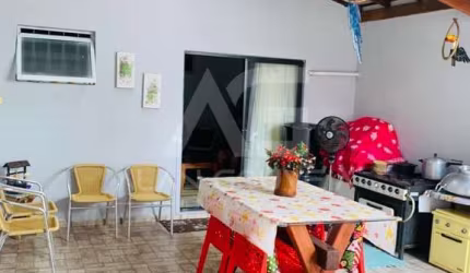 Casa para venda em Residencial Água Branca de 160.00m² com 3 Quartos e 2 Garagens