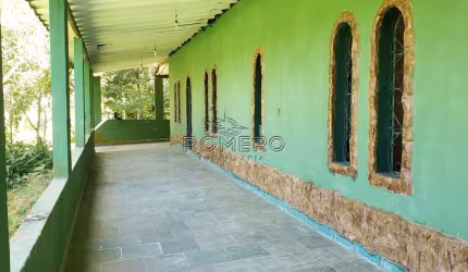 Casa para venda em Sertão Da Quina de 200.00m² com 3 Quartos, 1 Suite e 6 Garagens