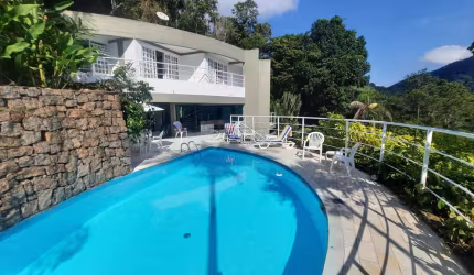 Casa para venda em Praia Vermelha Do Sul de 450.00m² com 4 Quartos, 2 Suites e 3 Garagens