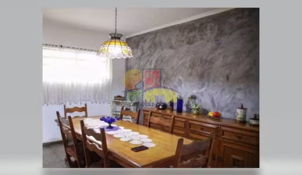 Sobrado para venda em Rudge Ramos de 240.00m² com 3 Quartos, 1 Suite e 4 Garagens