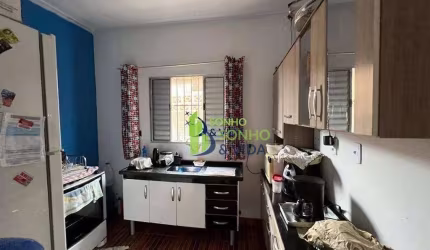 Casa para venda em Núcleo Residencial Vila Vitória de 90.00m² com 3 Quartos, 1 Suite e 2 Garagens