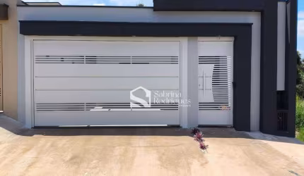 Casa para venda em Chácaras Alvorada de 86.00m² com 2 Quartos, 1 Suite e 2 Garagens
