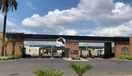 Casa de Condomínio para venda em Residencial Evidências de 184.00m² com 3 Quartos, 3 Suites e 4 Garagens