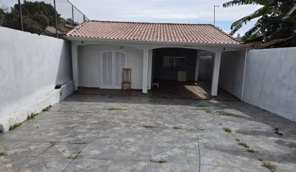 Casa para venda em Cidade Industrial de 96.00m² com 3 Quartos e 2 Garagens