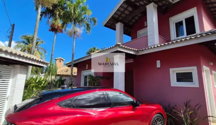 Casa para venda em Barequeçaba de 320.00m² com 4 Quartos, 4 Suites e 2 Garagens