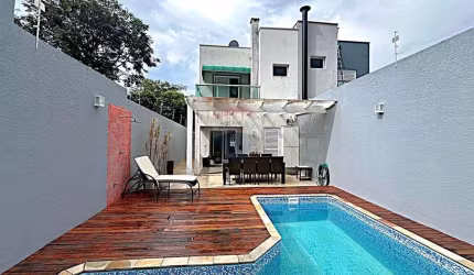 Sobrado para venda em Retiro Das Fontes de 168.73m² com 3 Quartos, 1 Suite e 2 Garagens
