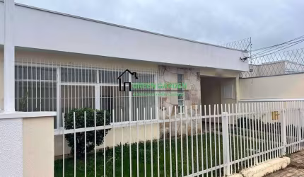 Casa para venda em Jardim Cica de 168.00m² com 3 Quartos, 1 Suite e 2 Garagens