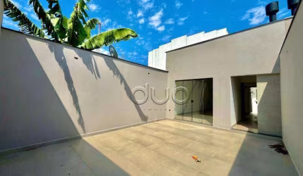 Casa para venda em Jardim Planalto de 73.00m² com 2 Quartos, 1 Suite e 2 Garagens