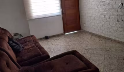 Casa para venda em Vila Matilde de 198.00m² com 3 Quartos, 1 Suite e 4 Garagens