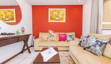 Sobrado para venda em Cidade Industrial de 151.00m² com 4 Quartos, 1 Suite e 3 Garagens