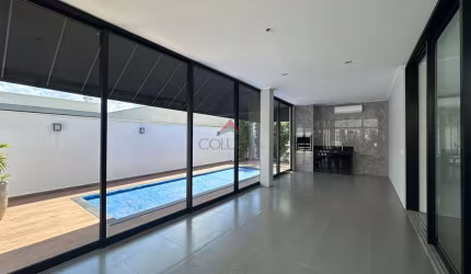 Casa de Condomínio para venda em Condomínio Vila Toscana de 250.00m² com 3 Quartos, 3 Suites e 3 Garagens