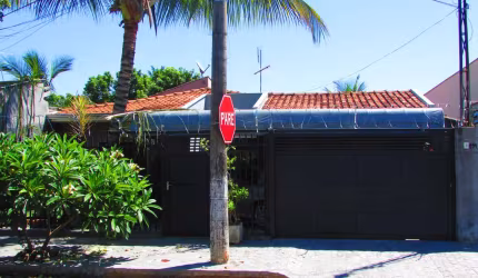 Casa para venda em Guanabara de 240.00m² com 3 Quartos, 1 Suite e 2 Garagens