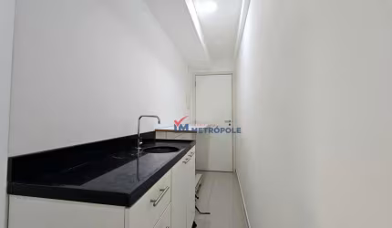 Sala Comercial para alugar em Freguesia De Jacarepaguá de 47.00m² com 2 Garagens