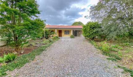 Casa para venda em Guatupê de 136.00m² com 2 Quartos e 1 Garagem
