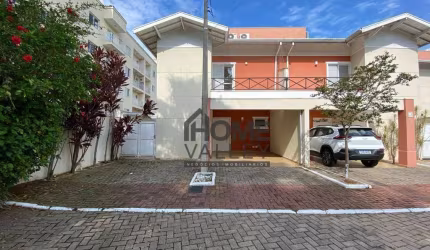 Casa de Condomínio para venda em Condomínio Vila Di Capri de 160.00m² com 3 Quartos, 3 Suites e 4 Garagens