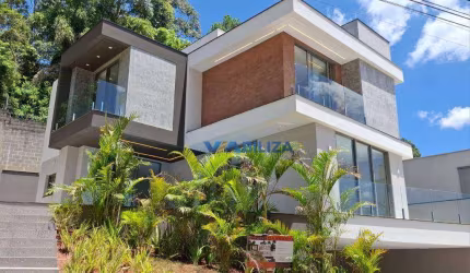 Sobrado para venda em Residencial Real Park de 295.00m² com 3 Quartos, 3 Suites e 4 Garagens