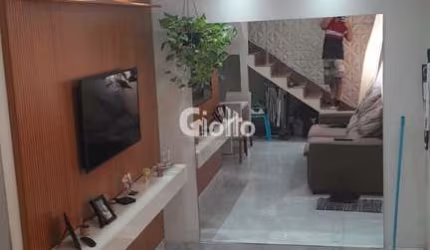 Casa de Condomínio para venda em Vila Brasileira de 64.00m² com 2 Quartos e 2 Garagens
