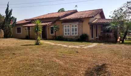Fazenda / Sítio para venda em Centro de 99999.00m² com 3 Quartos, 2 Suites e 6 Garagens
