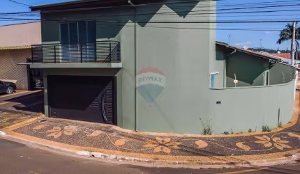 Casa para venda em Jardim Costa Verde de 133.71m² com 3 Quartos, 1 Suite e 2 Garagens