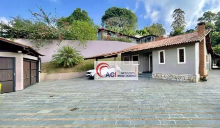 Casa de Condomínio para venda em Chácara Dos Lagos de 321.00m² com 3 Quartos, 3 Suites e 8 Garagens