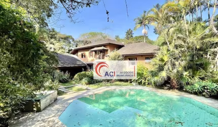 Casa para venda e aluguel em Vila Santo Antônio de 923.00m² com 5 Quartos, 5 Suites e 10 Garagens