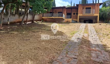 Casa para venda em Jardim Leonor de 400.00m² com 4 Quartos, 2 Suites e 8 Garagens