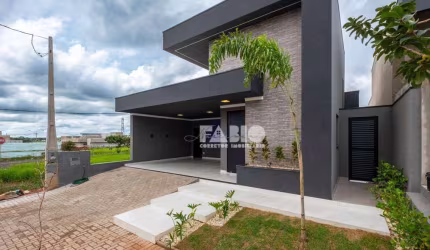 Casa de Condomínio para venda em Village Damha Iv de 155.00m² com 3 Quartos, 3 Suites e 4 Garagens
