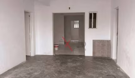 Casa para alugar em Vila São José de 160.00m² com 1 Quarto, 1 Suite e 2 Garagens