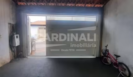 Casa para venda em Jardim América de 125.00m² com 3 Quartos, 1 Suite e 2 Garagens