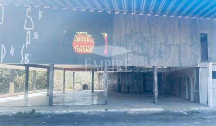 Imóvel Comercial para venda em Jardim Aracy de 2000.00m² com 9 Garagens