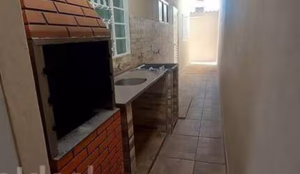 Casa para venda em Jardim Europa de 160.00m² com 3 Quartos e 2 Garagens