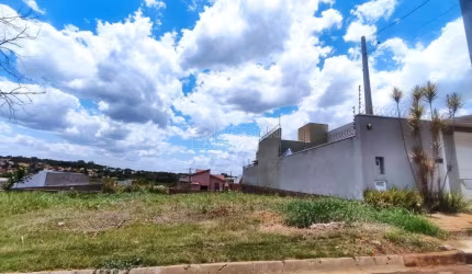 Terreno para venda em Residencial Ravena de 250.00m²