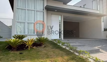 Casa para venda em Condominio Mosaico Essence de 318.00m² com 3 Quartos, 3 Suites e 4 Garagens
