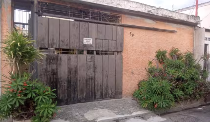 Casa para venda em Vila Itaim de 100.00m² com 2 Quartos e 2 Garagens