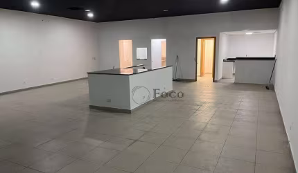 Sala Comercial para alugar em Jardim Vila Galvão de 75.00m² com 2 Garagens