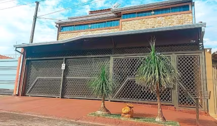 Imóvel Comercial para venda em Jardim Pinheiros (vila Xavier) de 239.00m² com 2 Quartos e 1 Suite