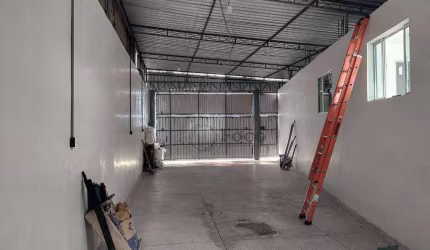 Sala Comercial para venda e aluguel em Jardim Do Triunfo de 120.00m²