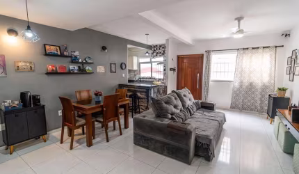 Casa para venda em Ribeira de 128.00m² com 2 Quartos, 1 Suite e 1 Garagem