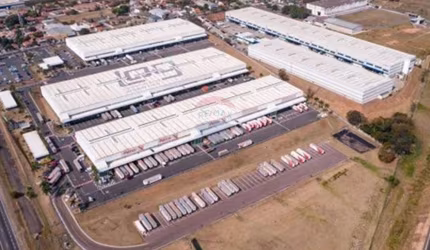 Galpão / Depósito / Armazém para alugar em Jardim Santa Esmeralda de 4123.26m²