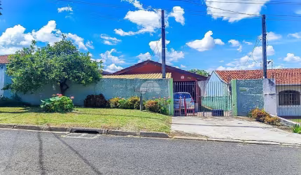Casa para venda em Atuba de 80.00m² com 3 Quartos e 2 Garagens