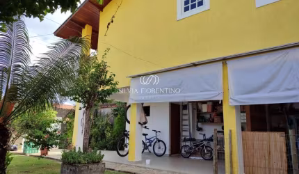 Casa para venda em Recanto Dos Coqueirais de 250.00m² com 3 Quartos e 2 Garagens