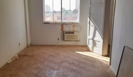 Sala Comercial para venda em Centro de 50.00m² com 1 Garagem