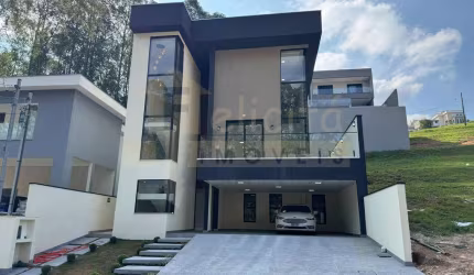 Casa para venda em Aldeia Da Serra de 382.00m² com 3 Quartos, 3 Suites e 4 Garagens
