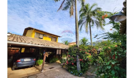 Casa para venda em Barra Da Tijuca de 480.00m² com 4 Quartos, 1 Suite e 4 Garagens