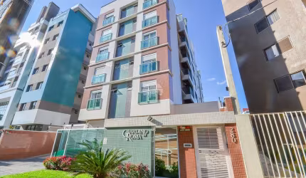 Cobertura para venda em Bacacheri de 185.00m² com 2 Quartos, 1 Suite e 2 Garagens