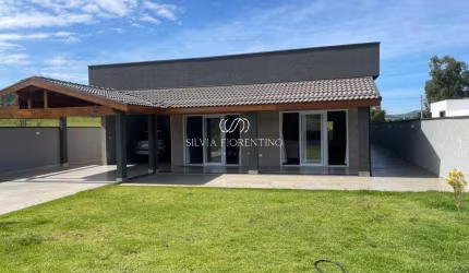 Casa para venda em Jardim Julieta de 760.00m² com 4 Quartos, 3 Suites e 5 Garagens