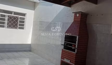 Casa para venda em Jardim Santa Clara de 250.00m² com 4 Quartos, 1 Suite e 2 Garagens